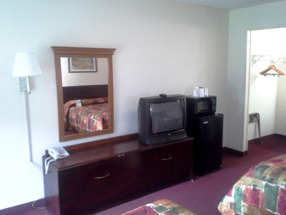 Motel 6 Columbia - University Of South Carolina Ngoại thất bức ảnh