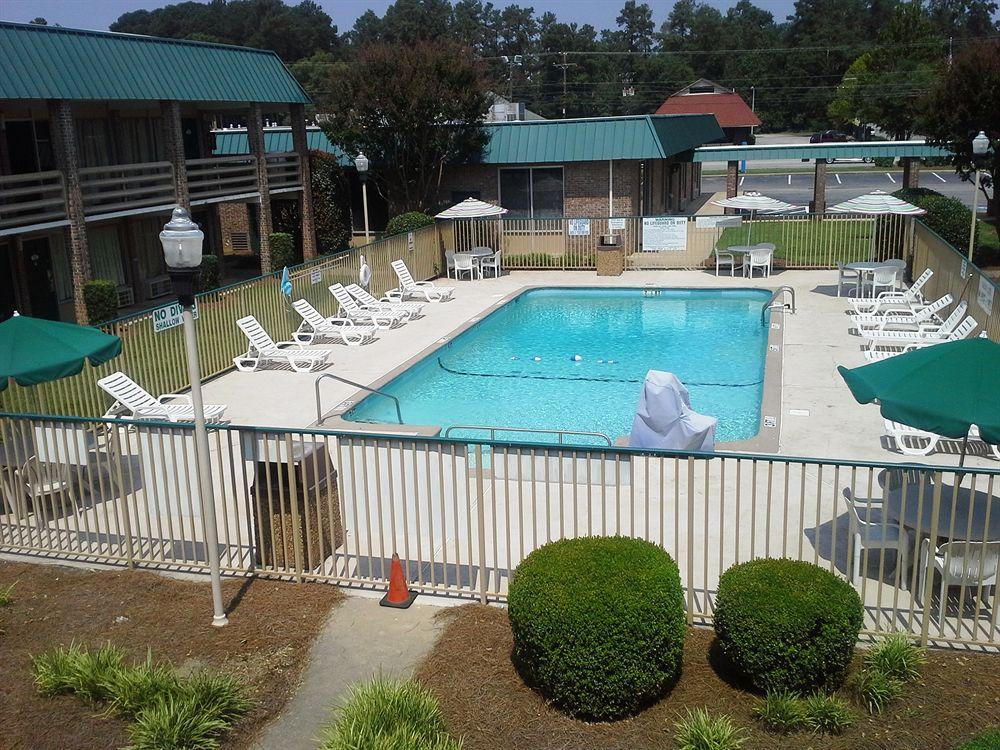 Motel 6 Columbia - University Of South Carolina Ngoại thất bức ảnh